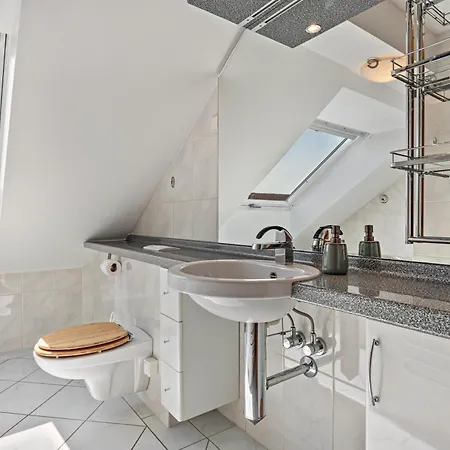 Dachstuebchen * Hagenburg