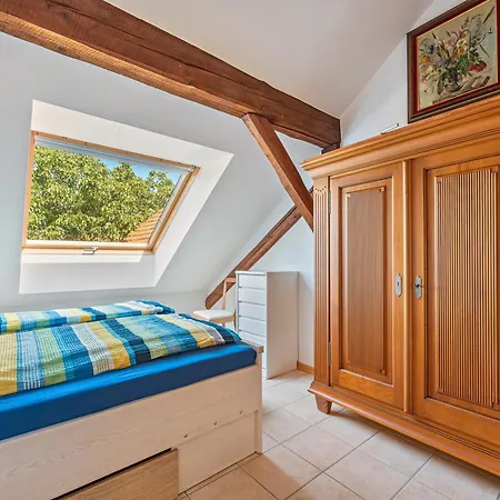 דירה Dachstuebchen